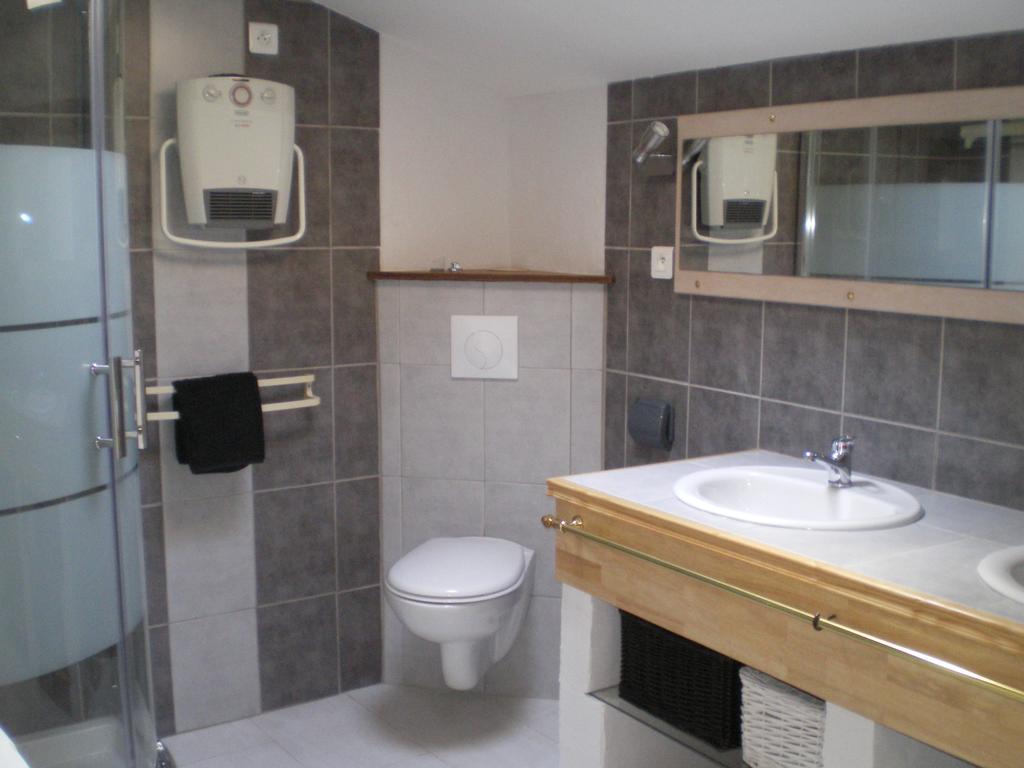 Les Cigales D'Estoublon Apartment Стая снимка